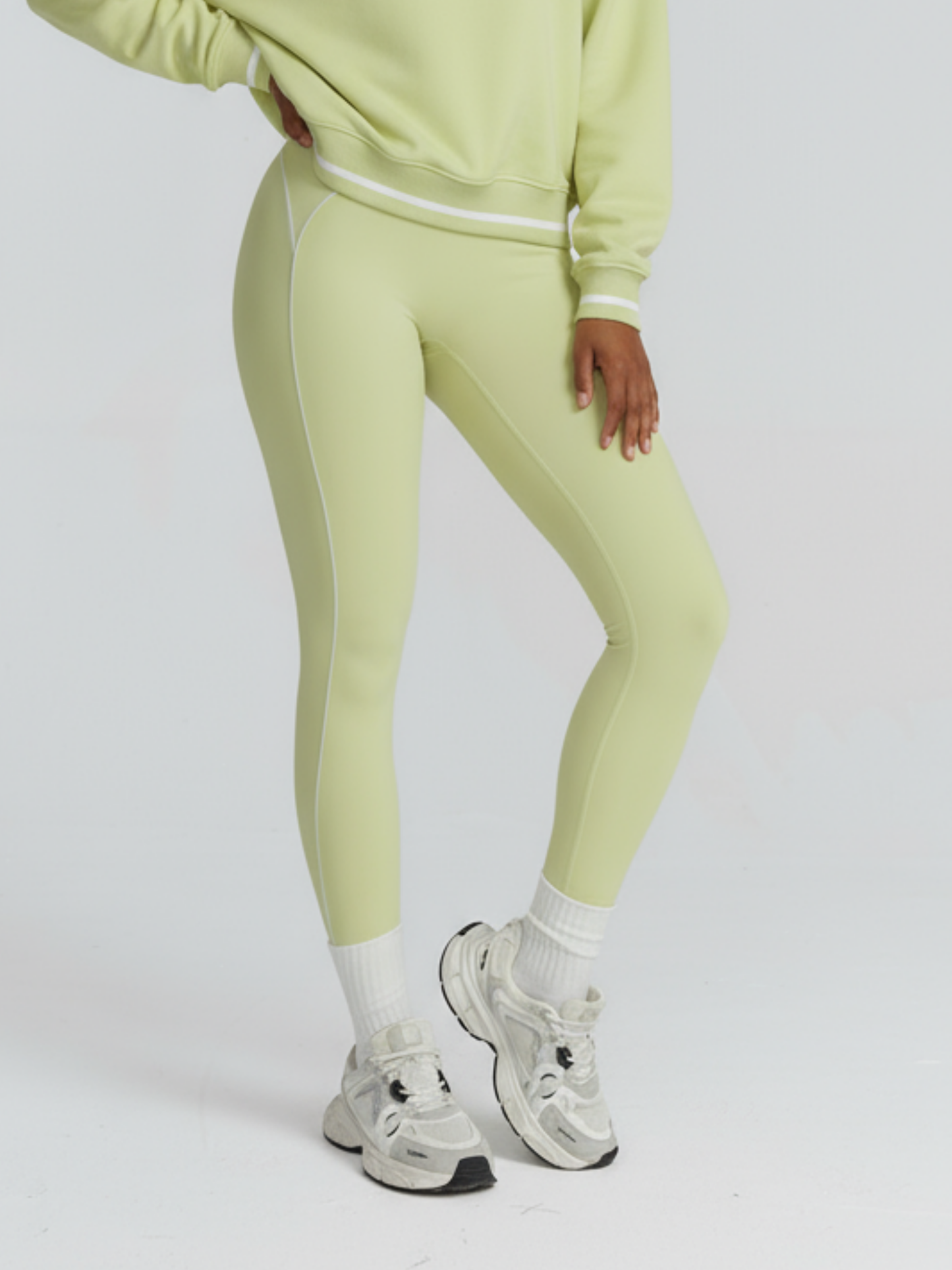 HORIZON SWEATER